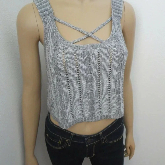 NWT Hollister Cropped Sweater Tank Top Size XS - Picture 3 of 5